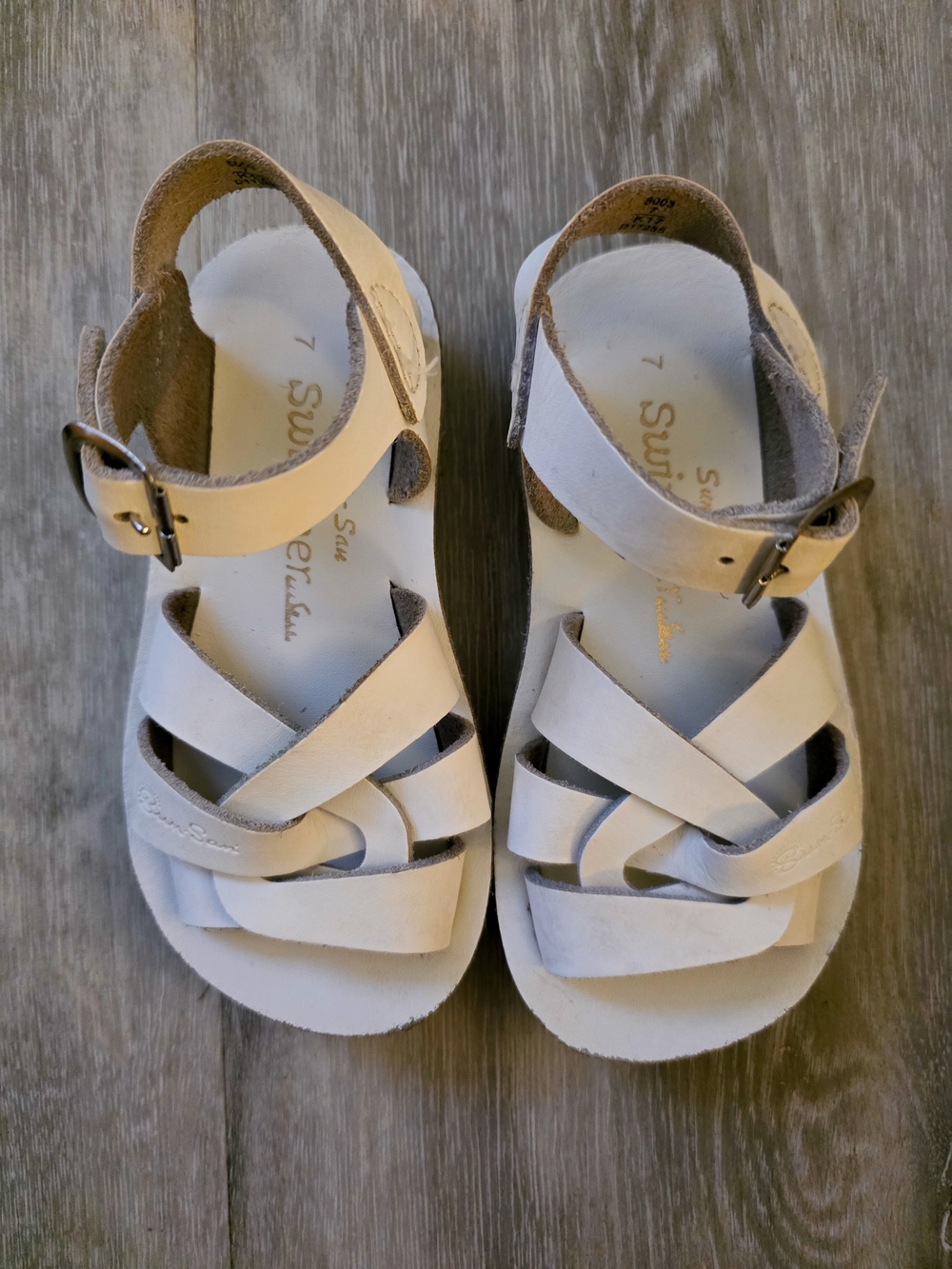 Sun-San Swimmer sandals by Salt-Water/Hoy, size 7, white
